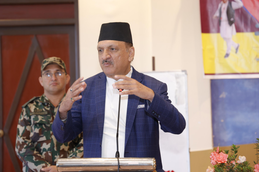 विकास र समृद्धिका लागि सबै राजनीतिक दल एकमत हुनुपर्छ - अर्थमन्त्री महत